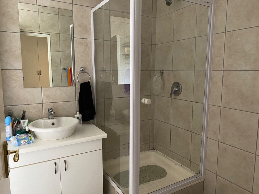 3 Bedroom Property for Sale in Fairland Gauteng