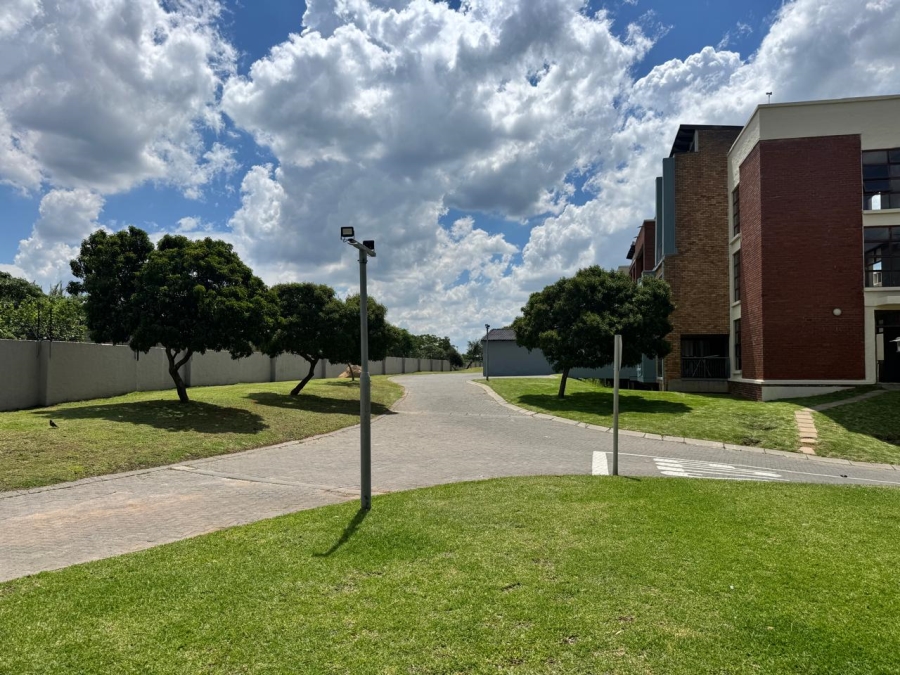 2 Bedroom Property for Sale in Carlswald Gauteng