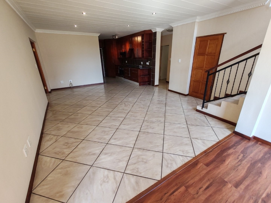 4 Bedroom Property for Sale in Magalieskruin Gauteng