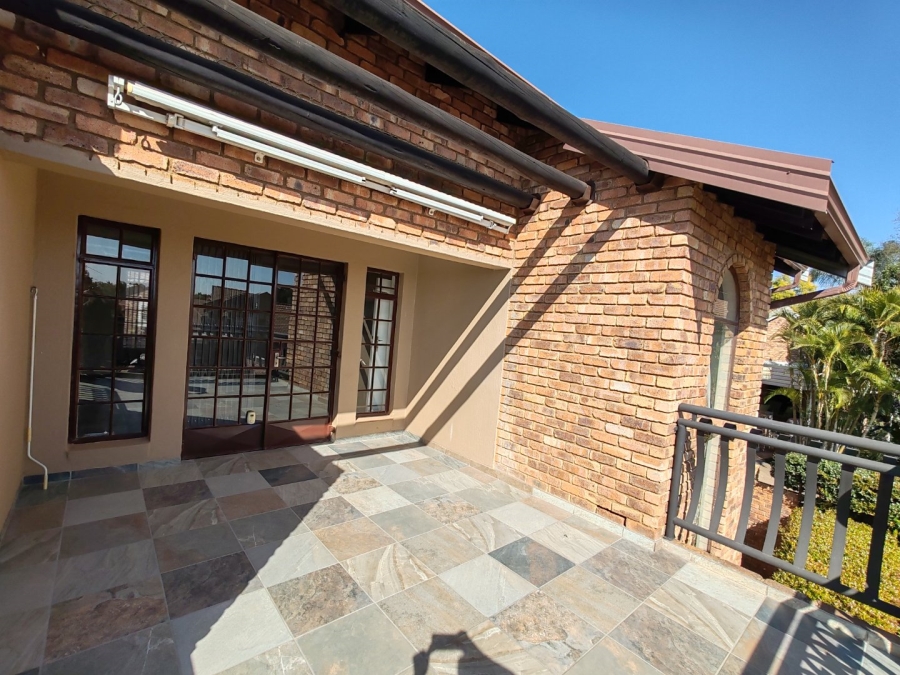 4 Bedroom Property for Sale in Magalieskruin Gauteng