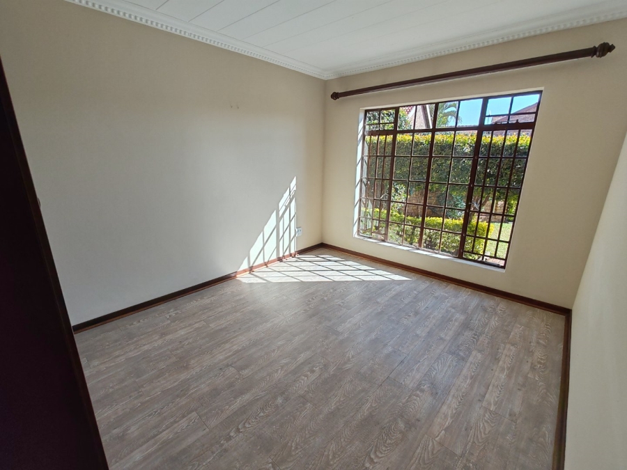4 Bedroom Property for Sale in Magalieskruin Gauteng