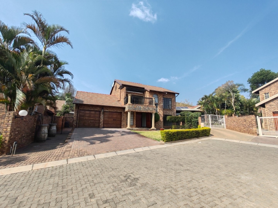 4 Bedroom Property for Sale in Magalieskruin Gauteng