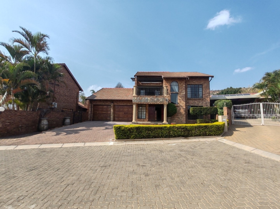 4 Bedroom Property for Sale in Magalieskruin Gauteng