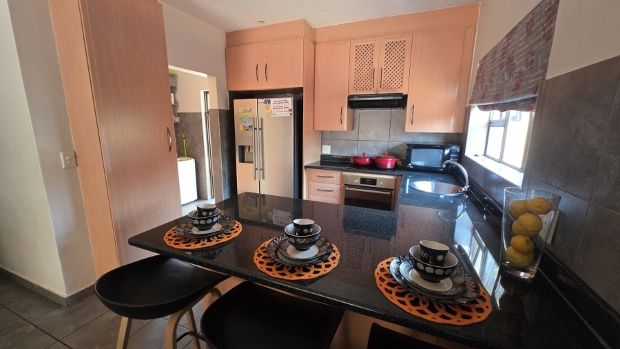 5 Bedroom Property for Sale in Montana Tuine Gauteng