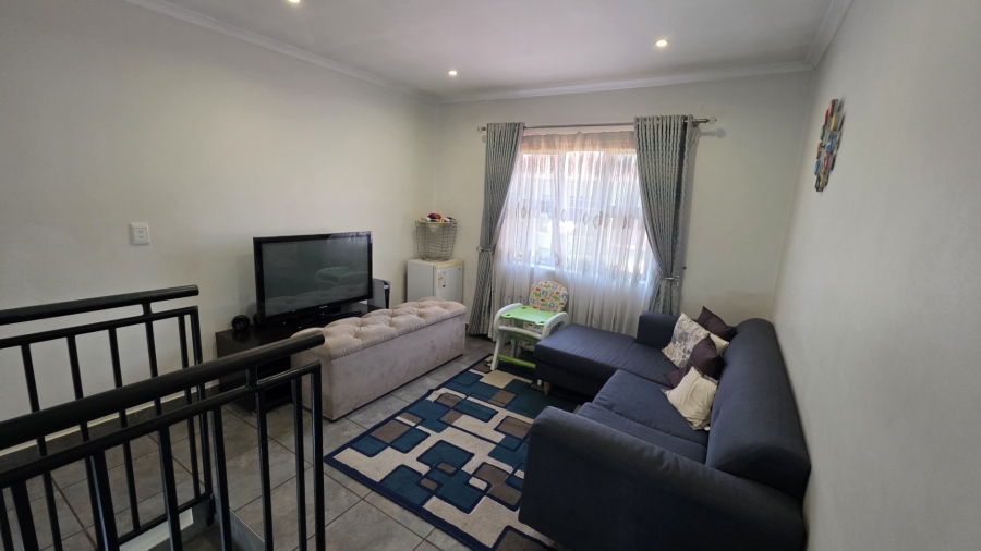 5 Bedroom Property for Sale in Montana Tuine Gauteng