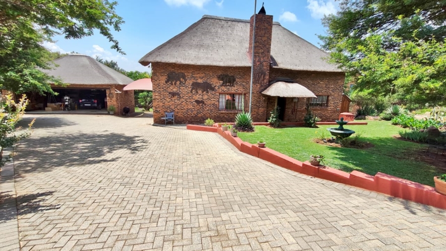 5 Bedroom Property for Sale in Vaal Marina Gauteng