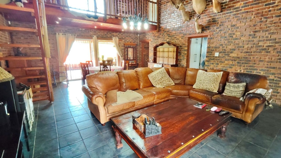 5 Bedroom Property for Sale in Vaal Marina Gauteng
