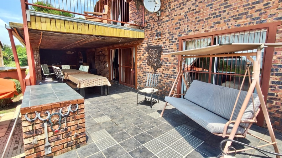 5 Bedroom Property for Sale in Vaal Marina Gauteng