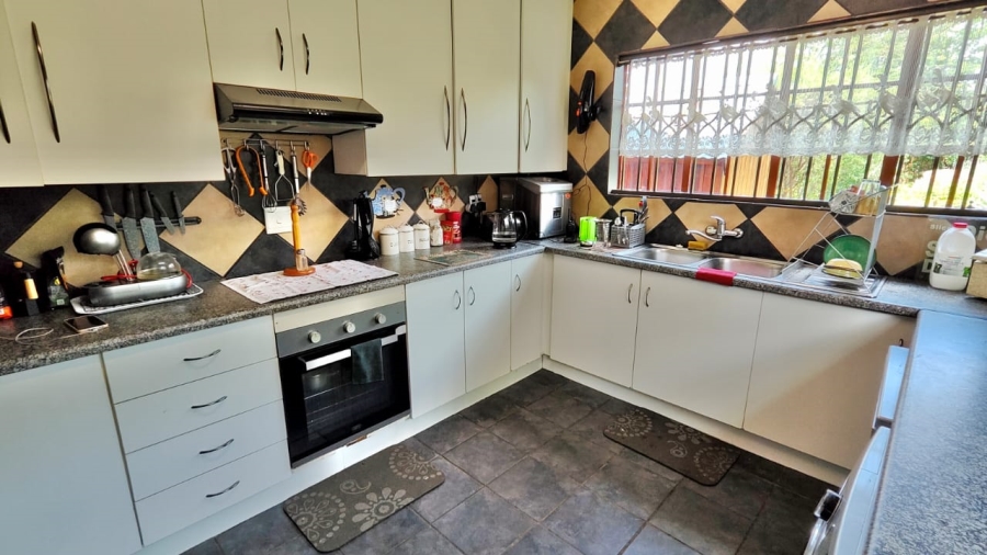 5 Bedroom Property for Sale in Vaal Marina Gauteng