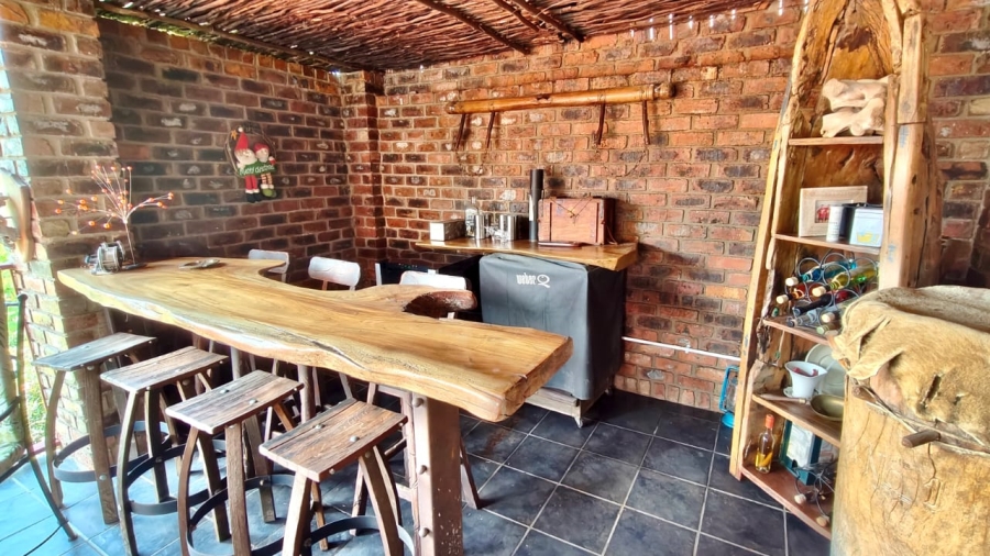 5 Bedroom Property for Sale in Vaal Marina Gauteng