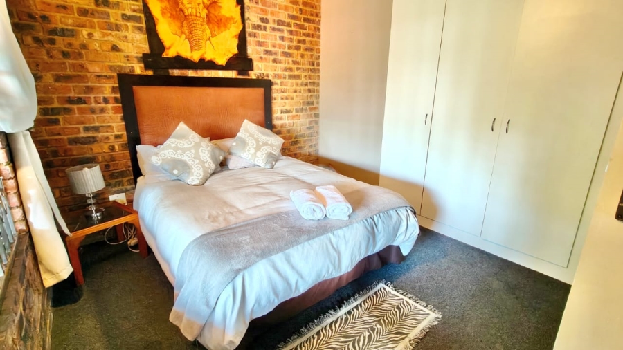 5 Bedroom Property for Sale in Vaal Marina Gauteng