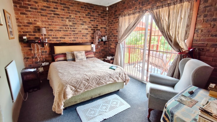 5 Bedroom Property for Sale in Vaal Marina Gauteng