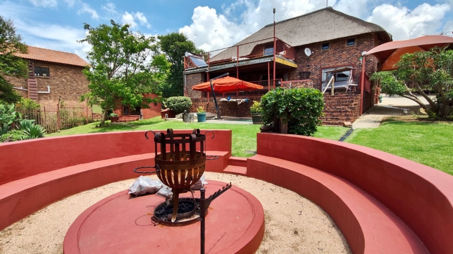 5 Bedroom Property for Sale in Vaal Marina Gauteng