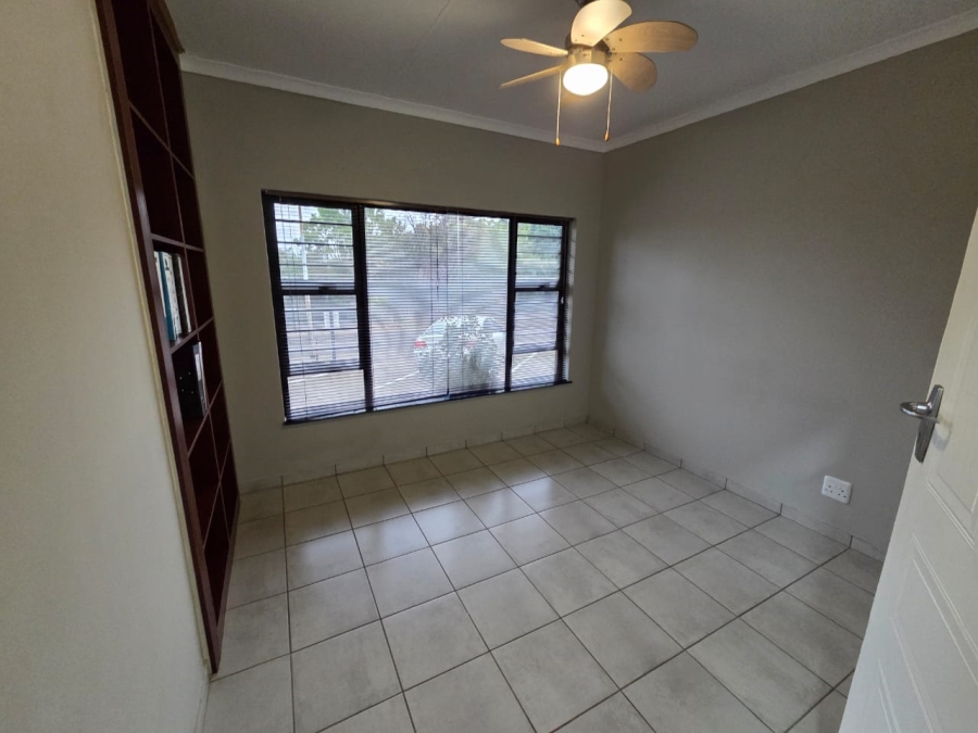 4 Bedroom Property for Sale in Magalieskruin Gauteng