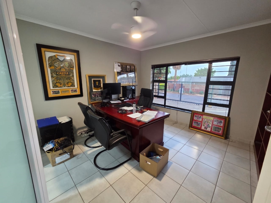 4 Bedroom Property for Sale in Magalieskruin Gauteng