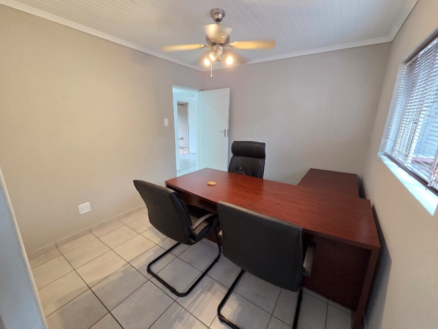 4 Bedroom Property for Sale in Magalieskruin Gauteng
