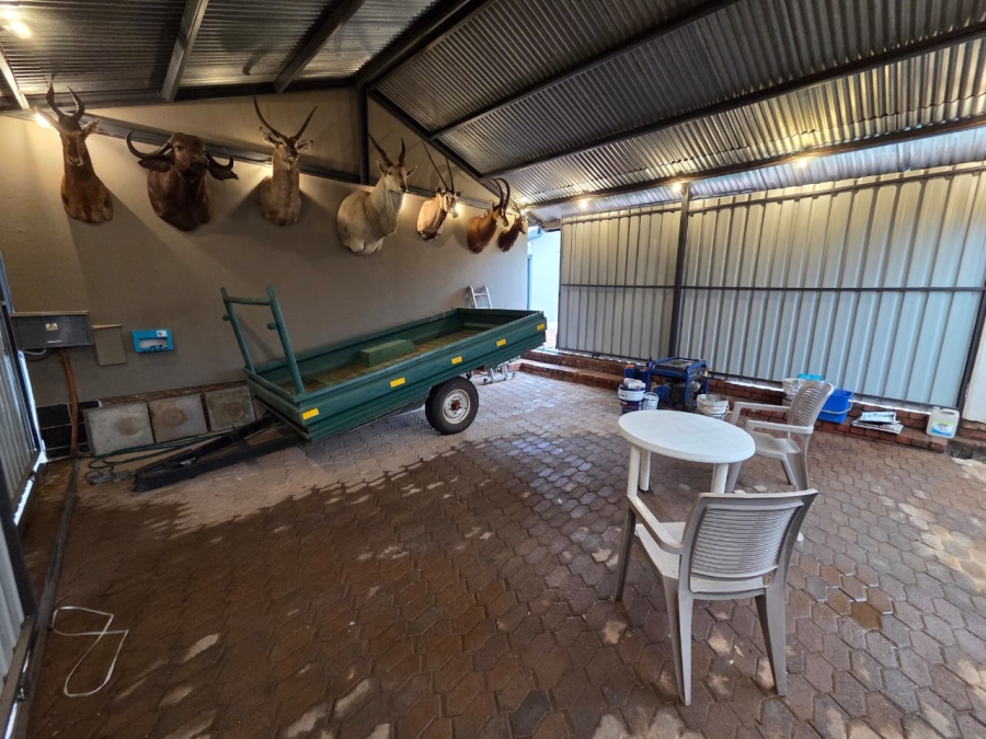 4 Bedroom Property for Sale in Magalieskruin Gauteng