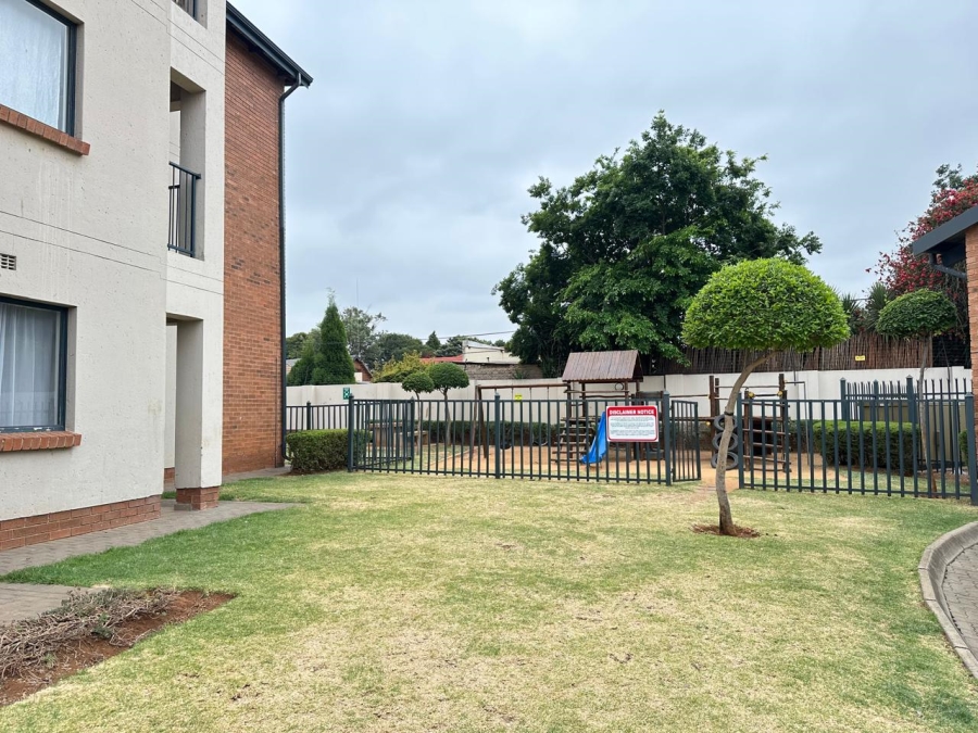 To Let 2 Bedroom Property for Rent in Ravenswood Gauteng