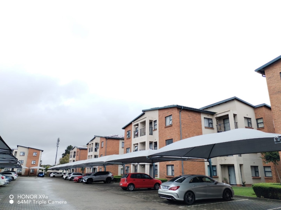 To Let 2 Bedroom Property for Rent in Ravenswood Gauteng