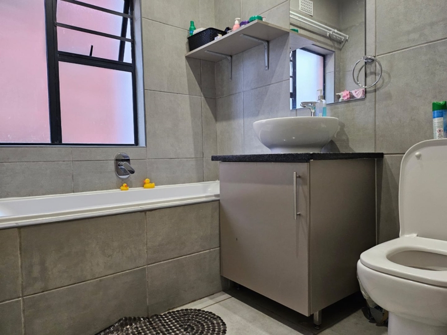 2 Bedroom Property for Sale in Ferndale Gauteng