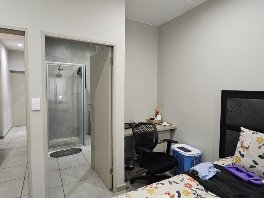 2 Bedroom Property for Sale in Ferndale Gauteng