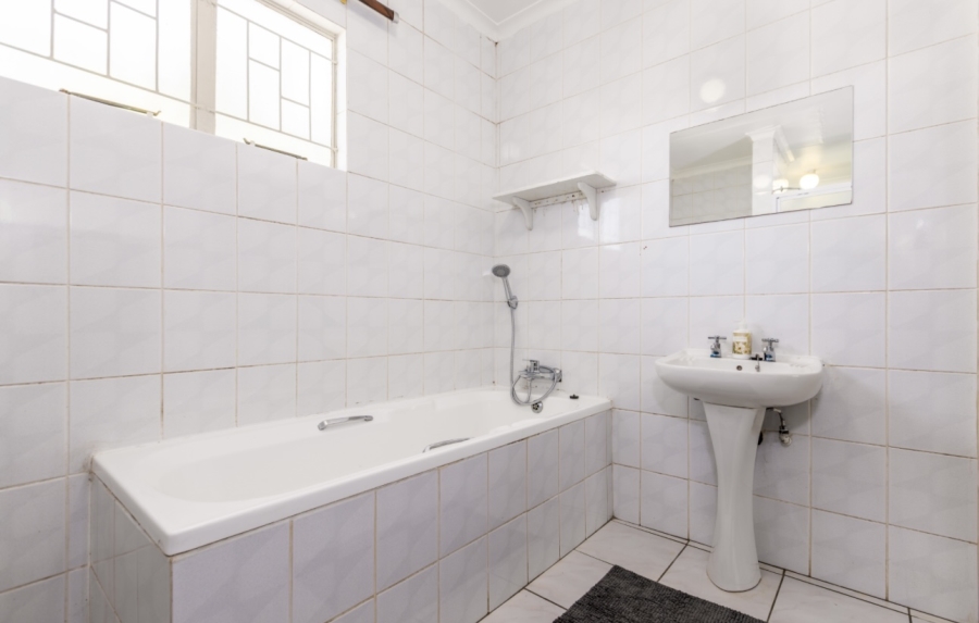 To Let 3 Bedroom Property for Rent in Noordwyk Gauteng