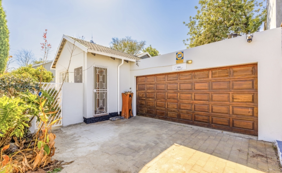 To Let 3 Bedroom Property for Rent in Noordwyk Gauteng