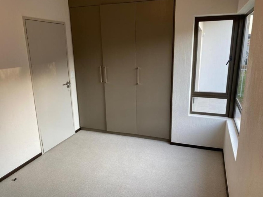 To Let 2 Bedroom Property for Rent in Fourways Gauteng
