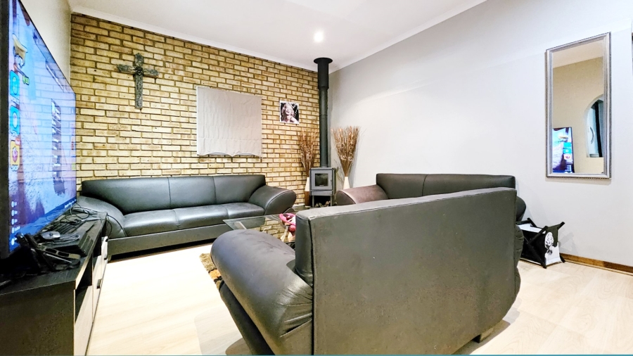 4 Bedroom Property for Sale in Vanderbijlpark SE 4 Gauteng