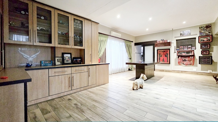 4 Bedroom Property for Sale in Vanderbijlpark SE 4 Gauteng