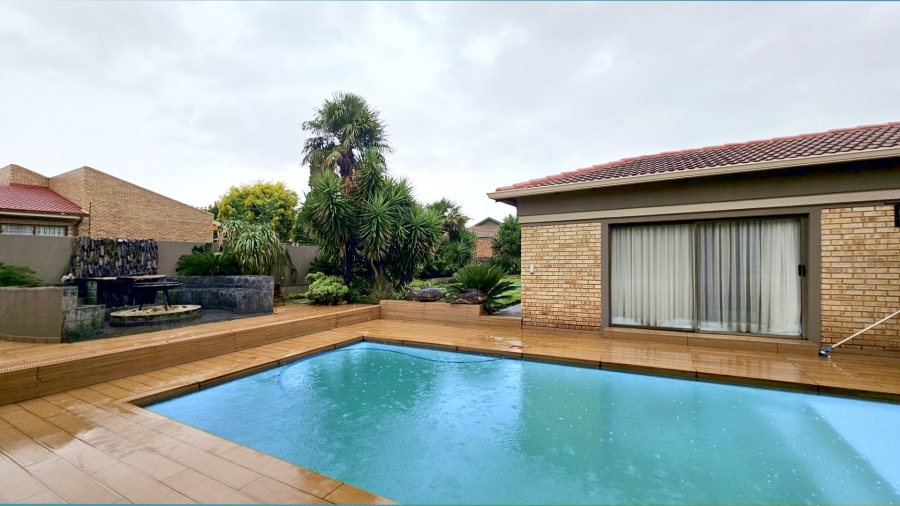 4 Bedroom Property for Sale in Vanderbijlpark SE 4 Gauteng