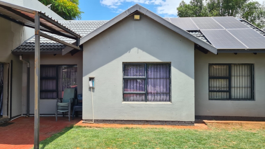 3 Bedroom Property for Sale in Doornpoort Gauteng