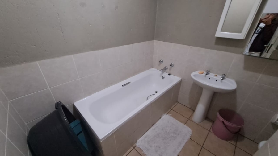 3 Bedroom Property for Sale in Comet Gauteng
