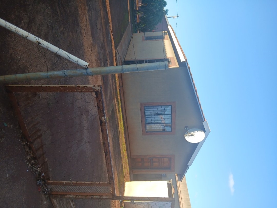 2 Bedroom Property for Sale in Soshanguve South Gauteng