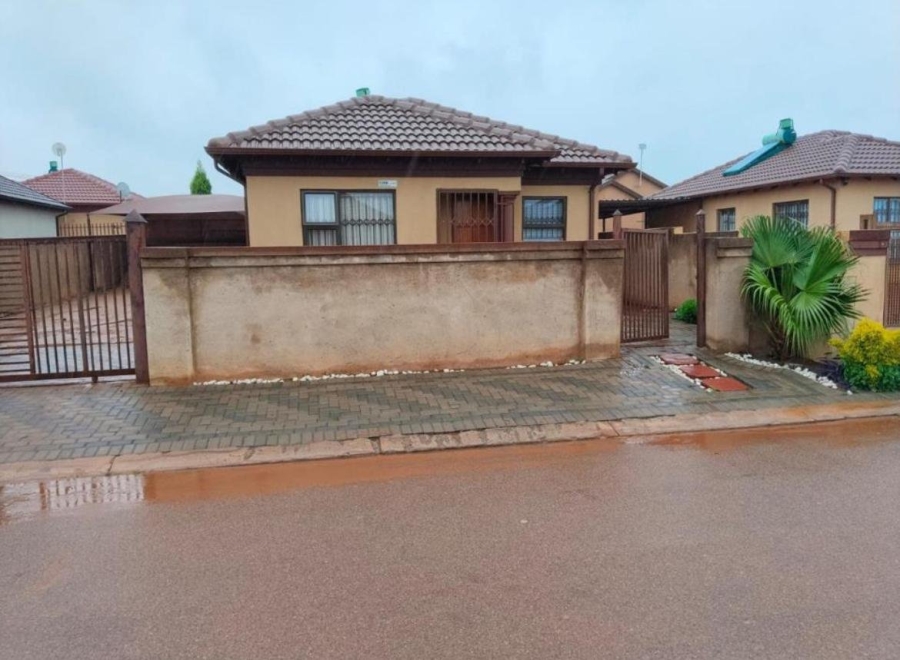 To Let 3 Bedroom Property for Rent in Soshanguve VV Gauteng