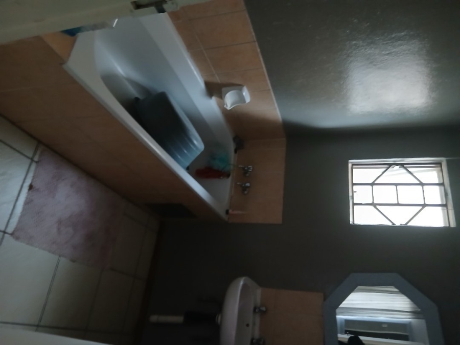 To Let 3 Bedroom Property for Rent in Rosslyn Gauteng