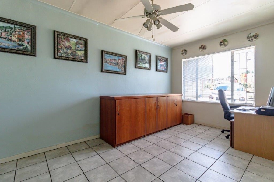 3 Bedroom Property for Sale in Norkem Park Gauteng