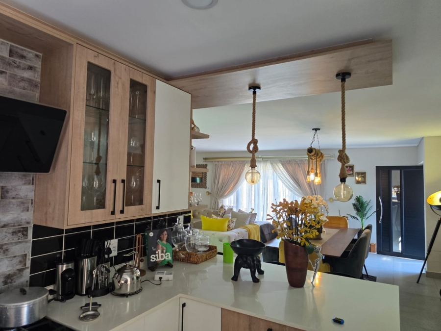 3 Bedroom Property for Sale in Dayanglen Gauteng