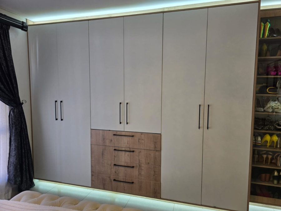 3 Bedroom Property for Sale in Dayanglen Gauteng