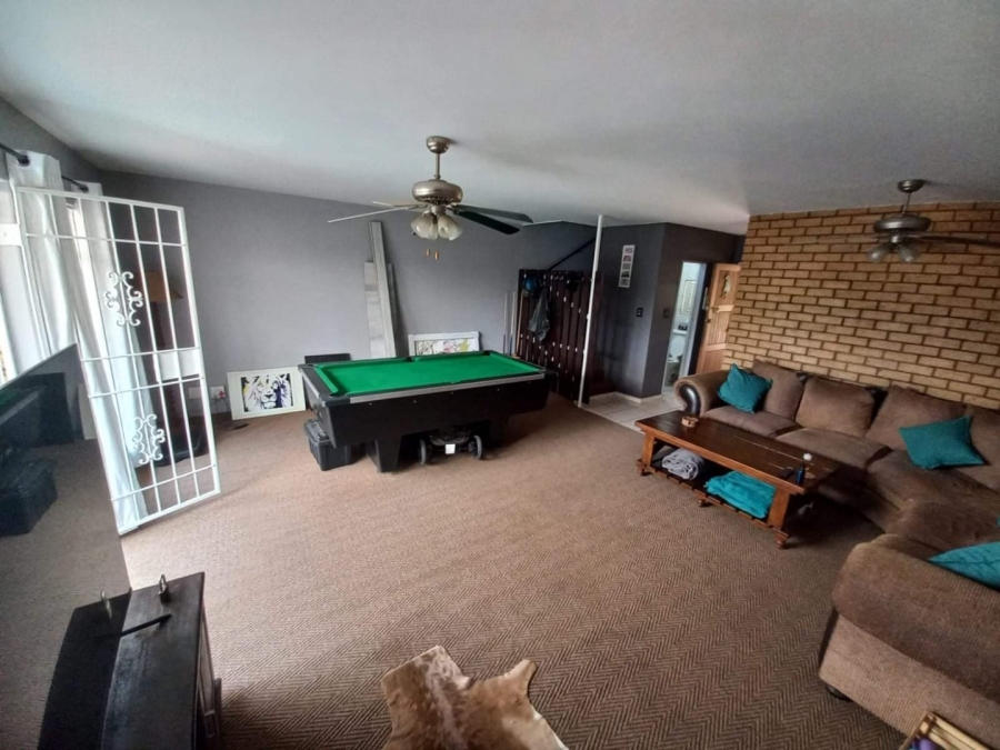 3 Bedroom Property for Sale in Magalieskruin Gauteng