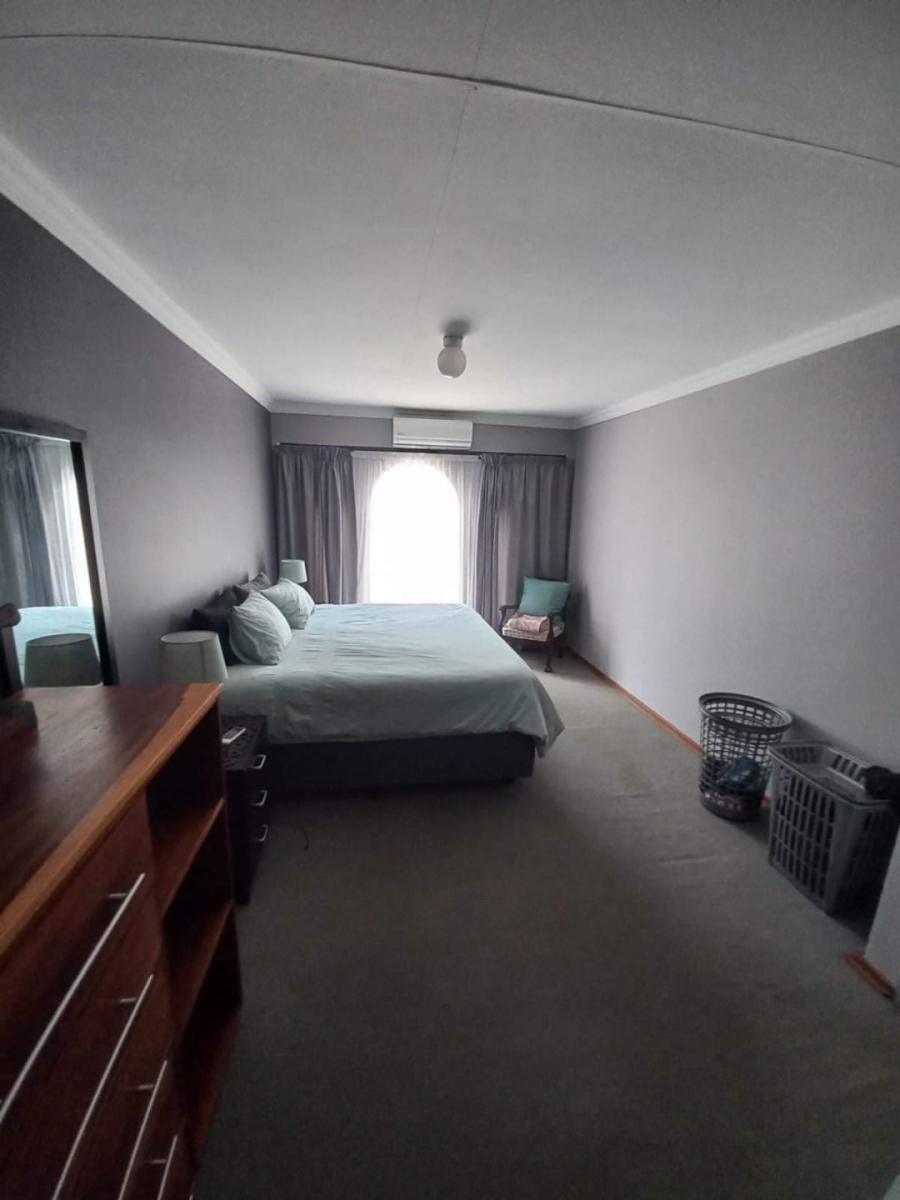 3 Bedroom Property for Sale in Magalieskruin Gauteng