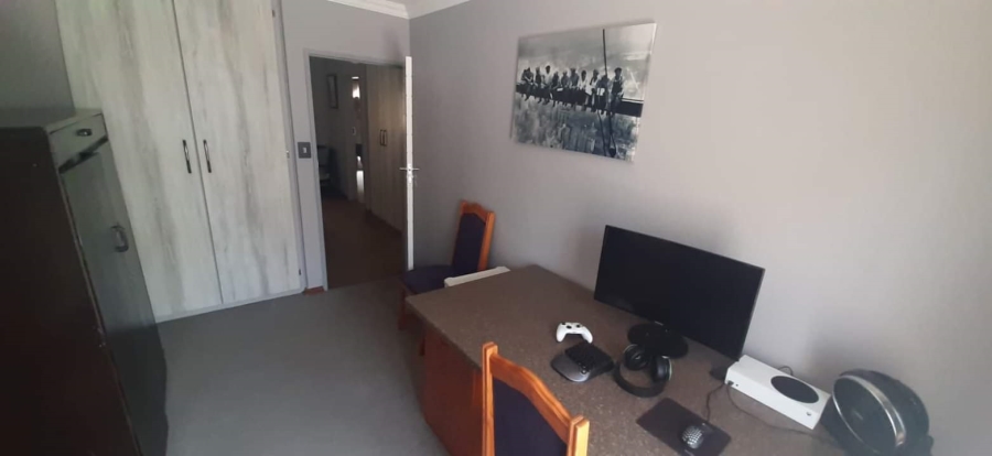 3 Bedroom Property for Sale in Magalieskruin Gauteng