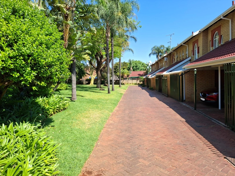 3 Bedroom Property for Sale in Magalieskruin Gauteng