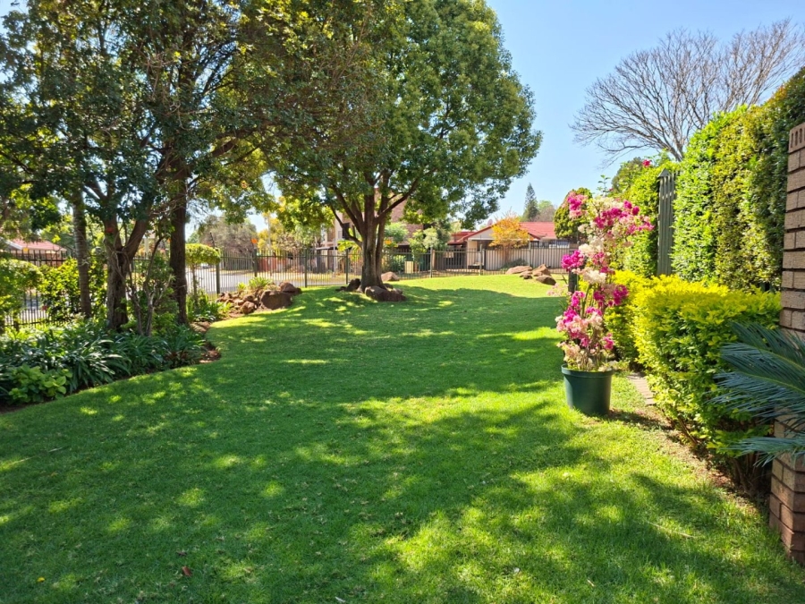 3 Bedroom Property for Sale in Magalieskruin Gauteng