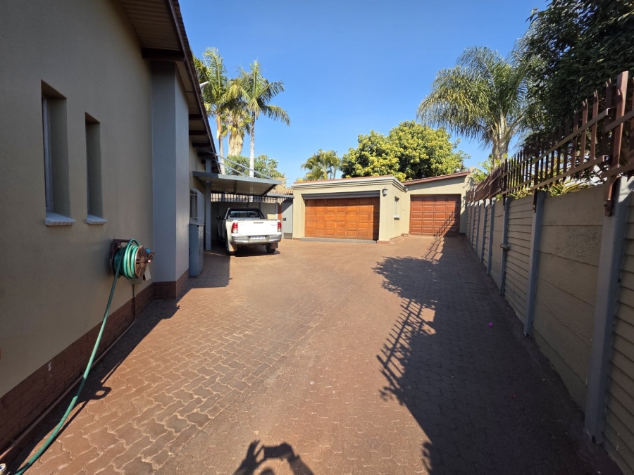 3 Bedroom Property for Sale in Sinoville Gauteng