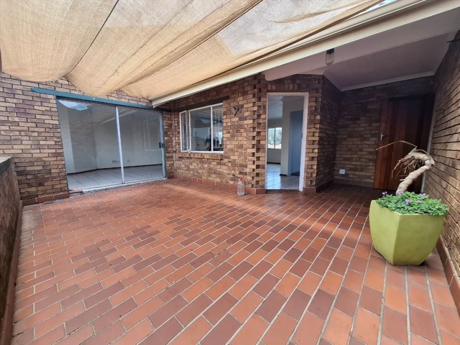 3 Bedroom Property for Sale in Terenure Gauteng