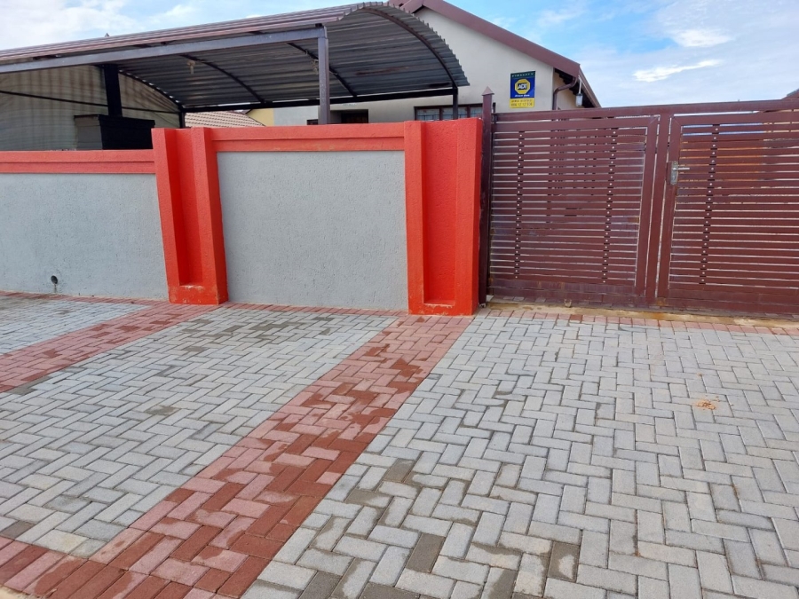 3 Bedroom Property for Sale in Soshanguve VV Gauteng