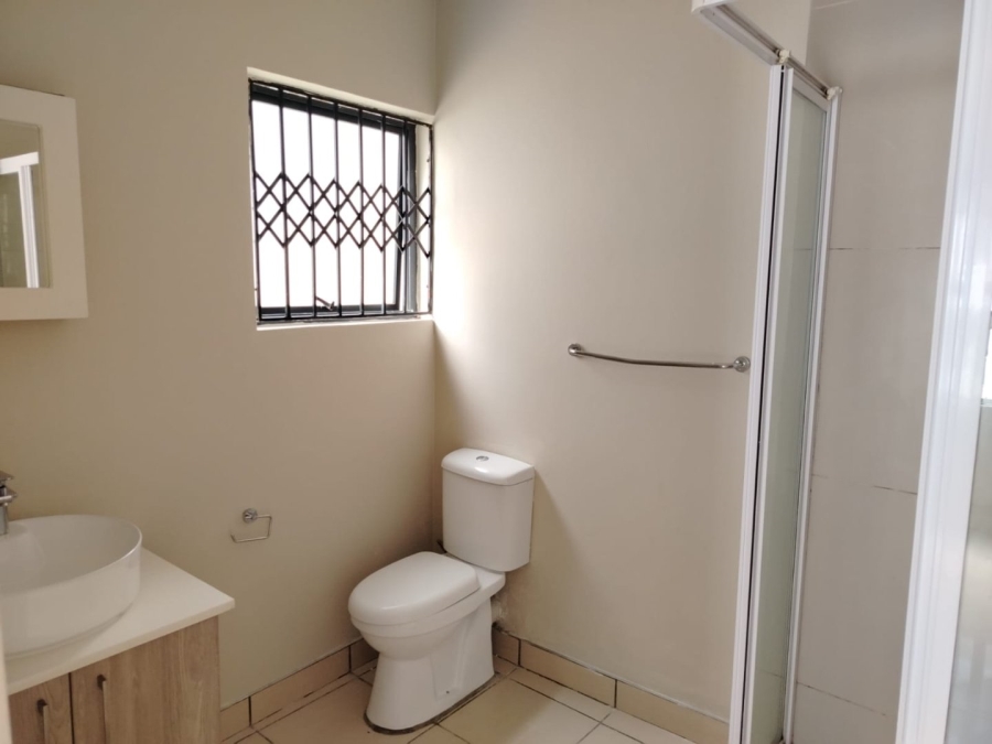 To Let 2 Bedroom Property for Rent in Halfway Gardens Gauteng