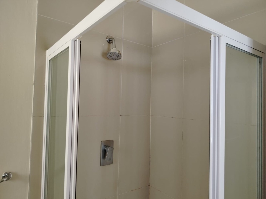 To Let 2 Bedroom Property for Rent in Halfway Gardens Gauteng