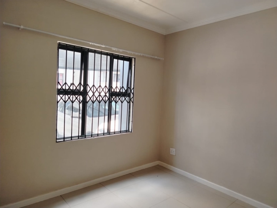 To Let 2 Bedroom Property for Rent in Halfway Gardens Gauteng